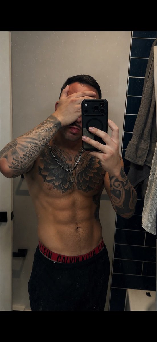 notcxsper24's tweet photo. Ik what u wanna see #gay #mlm #men #bi https://t.co/fHtBGUPxuO