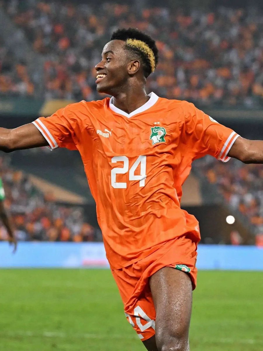 FabrizioRfanss's tweet photo. 🚨 West Ham have made a loan enquiry to Sunderland for winger Simon Adingra, which is currently being discussed by both clubs. 
Adingra signed last summer for £20.5m from Brighton and spent the second half of last season on loan at Monaco
@433 https://t.co/bB8bYQj6EW