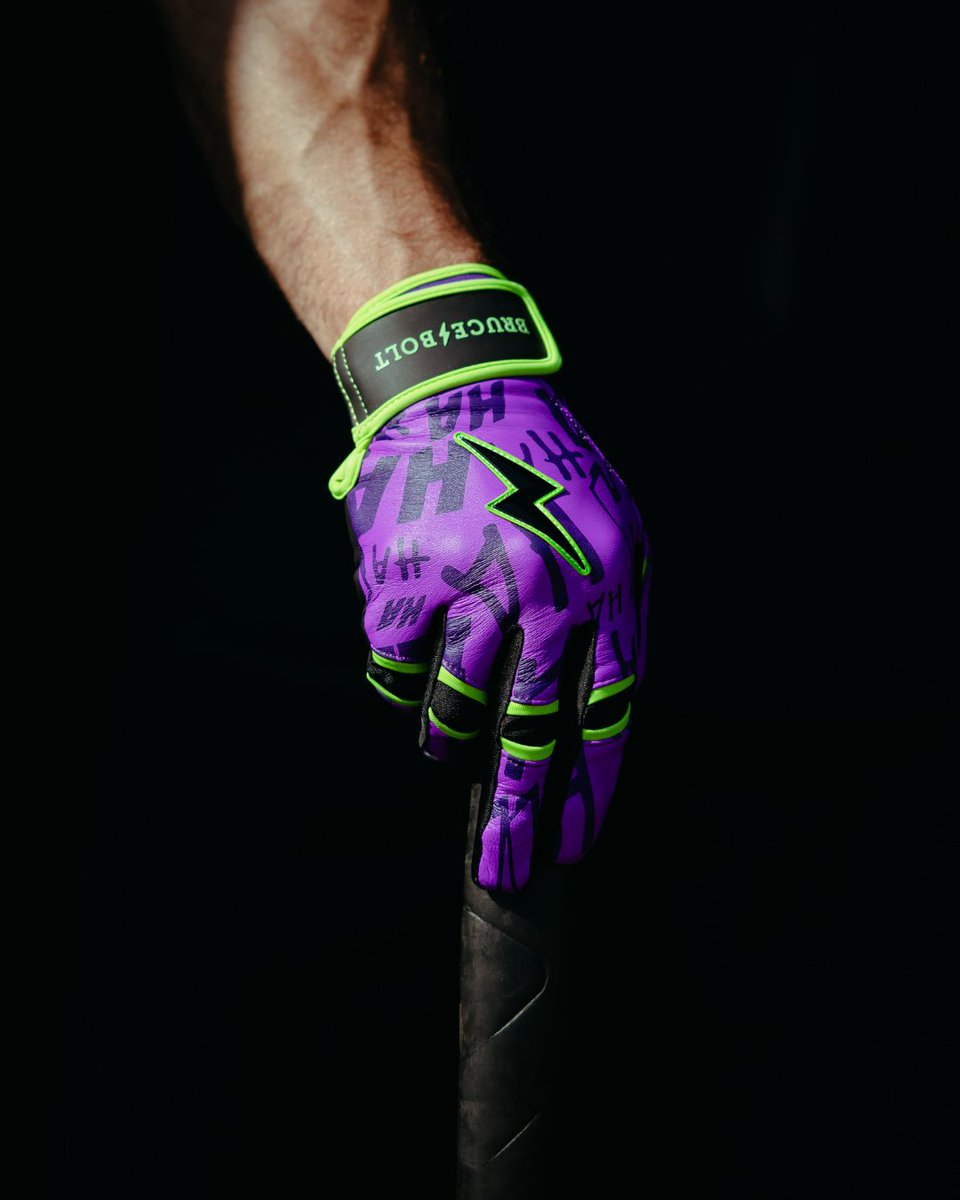 bruceboltus's tweet photo. When the chaos arrives, wear it. 🃏 

Jarren Duran's Chaos Collection Vol. 2 was built for the player who embraces the pressure and changes the game. Available now.  ⚡ https://t.co/eE6y6Hk7un