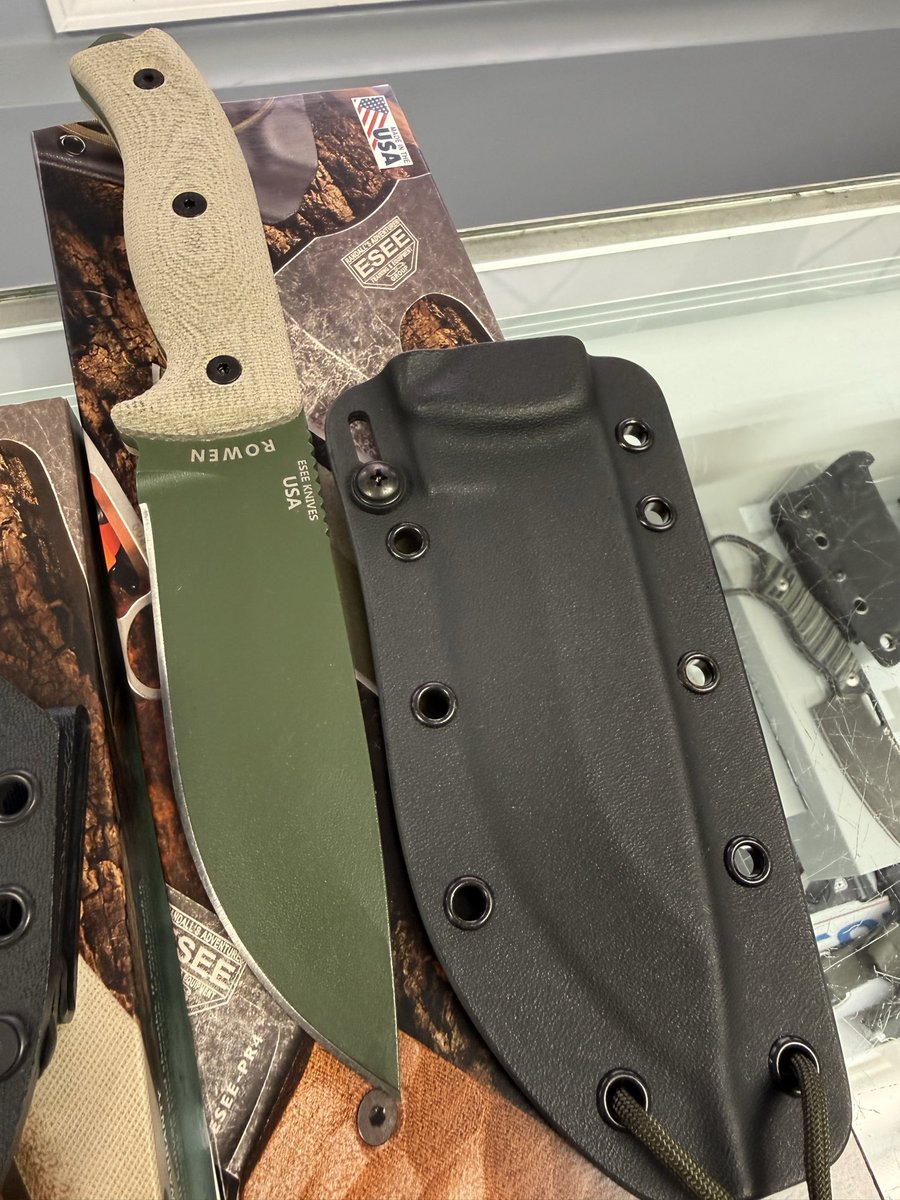 Stonemtngun's tweet photo. New Blade brands hitting the shelves! Come see us!
#Spyderco #Microtech #ESEE https://t.co/1oadt2hLfK