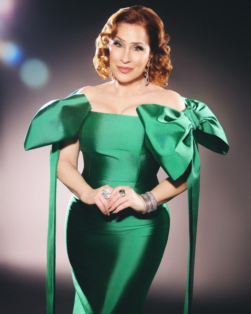 sitcomcrave's tweet photo. Happy birthday to the beautiful Lisa Ann Walter, who turns 63 today! https://t.co/Rro1iF2CjX