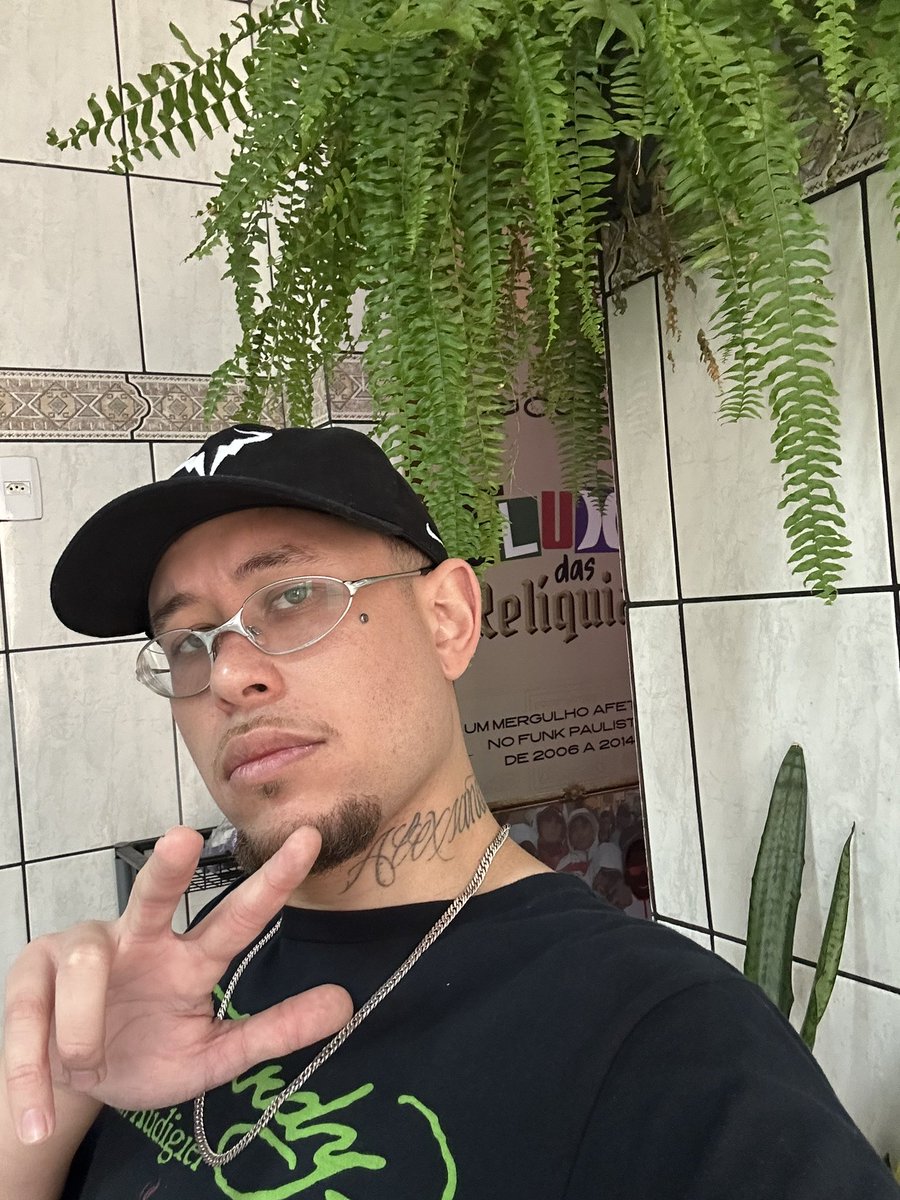 1transacerta's tweet photo. Só pq eu tava mídia hj mesmo de home office 👨🏼‍💻🖐🏼📊 https://t.co/kcvz8khvm5
