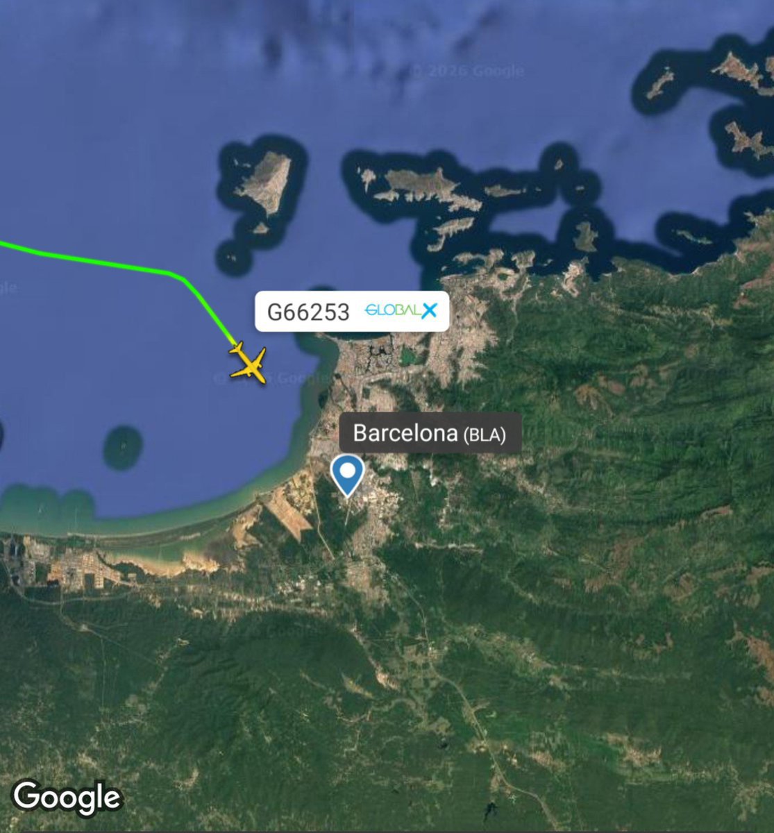 ReporteYa's tweet photo. #3Ago #Repatriados 
Hoy se reanudaron los vuelos de deportados desde Estados Unidos hacía Venezuela. 

El primer vuelo llegó a Barcelona, Anzoátegui. - dgaviacion_ https://t.co/w3WpuPzzm0