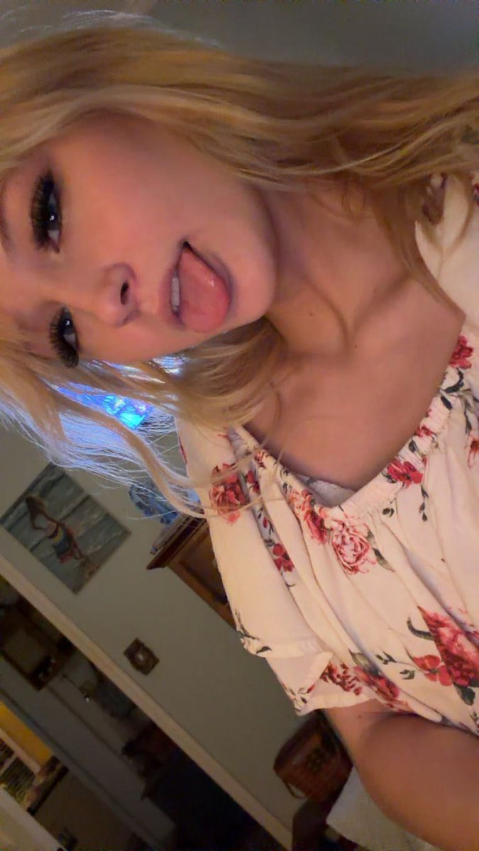 layzadee's tweet photo. Just checking who's brave enough to say hi first. 💌 https://t.co/JdqOEf83pK