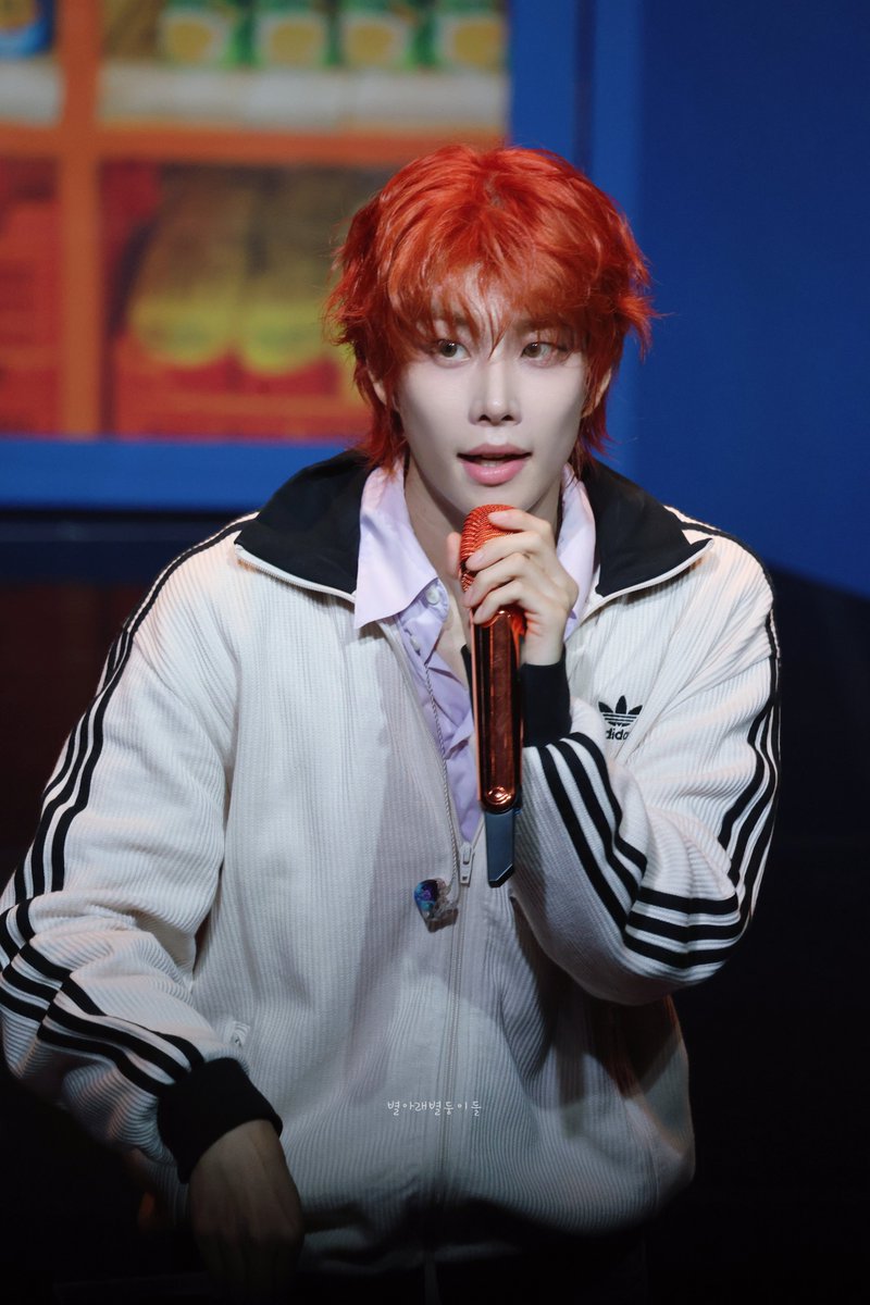 UTS_ASTRO's tweet photo. 260801 MJ 팬미팅 THE HANG OUT

명준이는 럭드 中

#MJ #아스트로 #엠제이 #김명준 #팬미팅   @MJ_offc https://t.co/R7lwHkK3cb