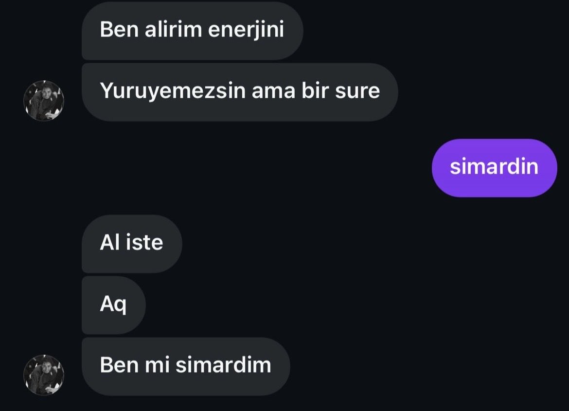 kk6guya's tweet photo. oylesine konustugumuz elemanin rahatsiz edicilik https://t.co/iD95RzCDPE