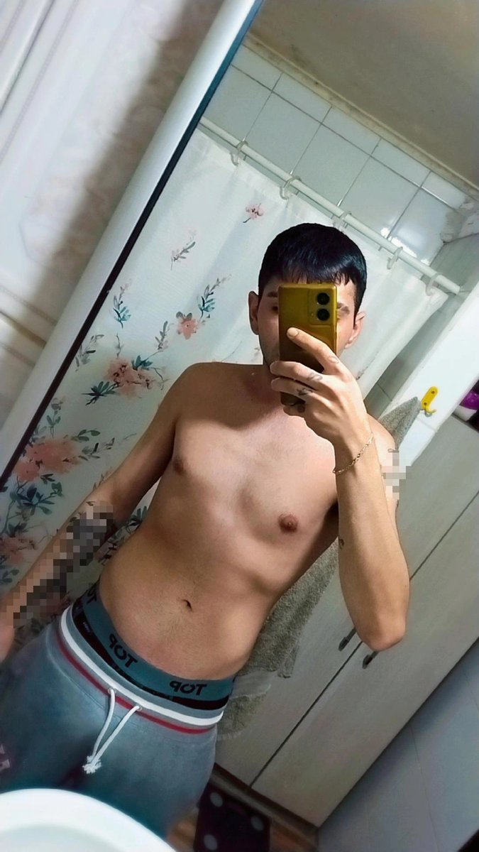 Panchoo3312's tweet photo. Toy gordito😣 https://t.co/srebWmYCw3