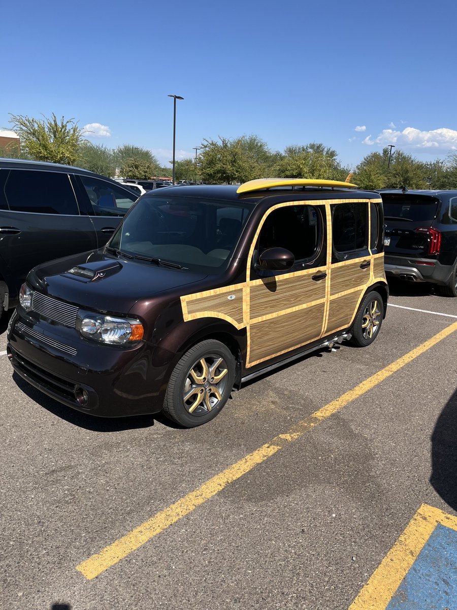 kyleegbert_'s tweet photo. Crazy people adding wood paneling to a scion in 26. Japanese woody. https://t.co/984x07LNbU
