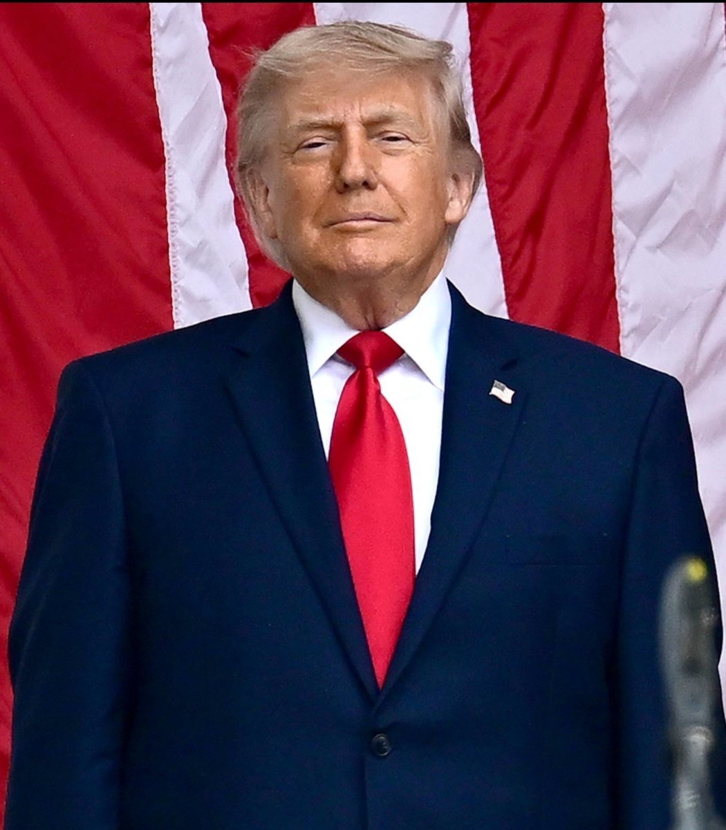 Realdcdraino0's tweet photo. Are you satisfied with Donald Trump as a President 🇺🇸!? https://t.co/H4dcN0MsC3