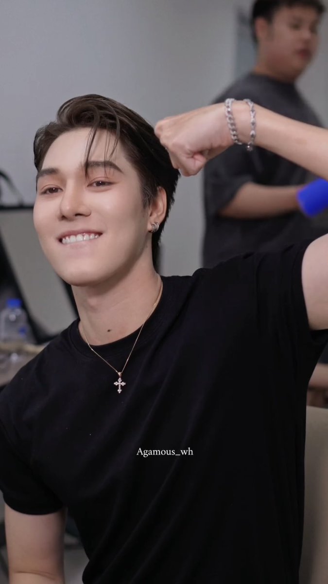 184180cm's tweet photo. เอาจริงๆ นะ พี่เค้าตัดผมมาใหม่หล่อขนาดนี้ ทำไมยังไม่มีงานเปิดให้เค้าไปนั่งเก๊กนั่งกึงเล่นๆ อีก เสียดายของมาก งานเปิดแรกของเดือนนี้มากี่โมง 🫩 https://t.co/MJCuJx4oiB