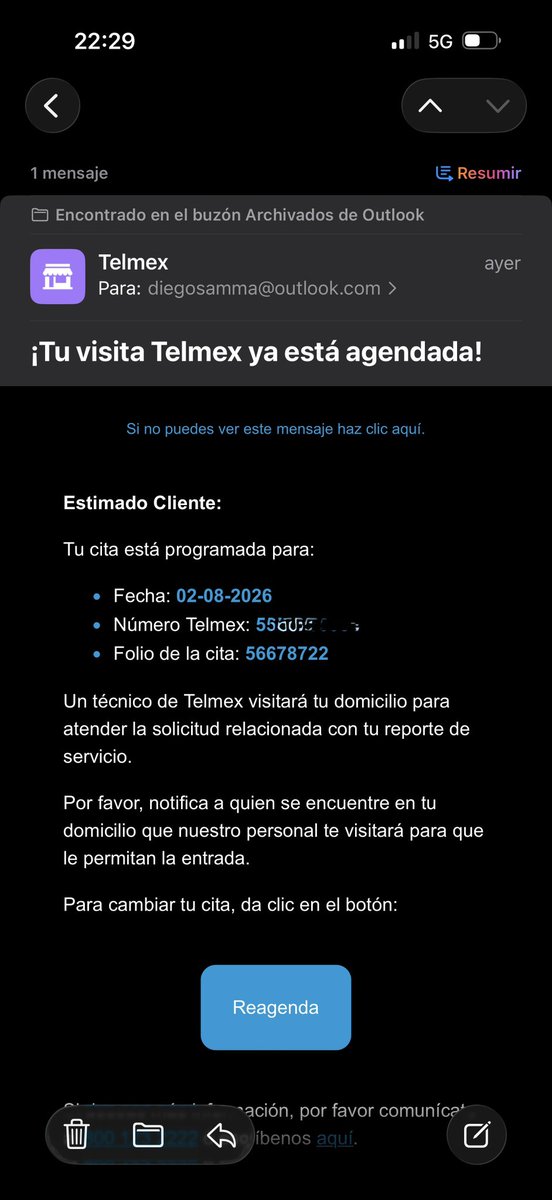 DiegoSamma11's tweet photo. Desde el 28 de Julio no tengo internet @Telmex  y no llega ningún técnico  solo dicen el mismo guion pero jamás llegan, así que voy a usar mis derechos del consumidor por incumplimiento del contrato con la evidencia de cada correo que quedaron con @Profeco  solicitando su ayuda. https://t.co/8ecwP2LDjY