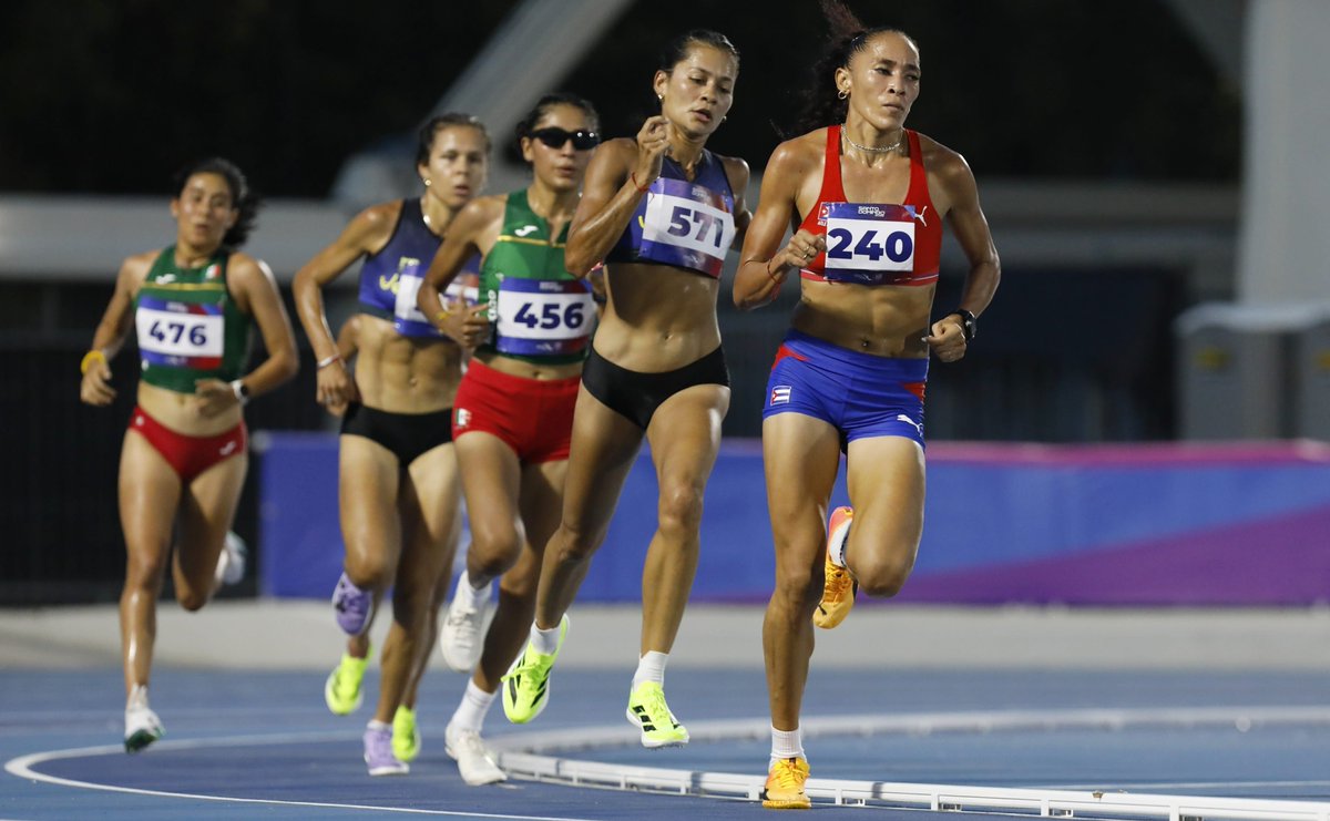 jit_digital's tweet photo. #Cuba en los JJCC de de#SantoDomingo2026 
#Atletismo/Anisleidis Ochoa se llevó el oro en los 5000 metros.
#DeporteCubano #InderCuba65 #VeranoConMiGente #SiempreXCuba https://t.co/AGlfe17BW0