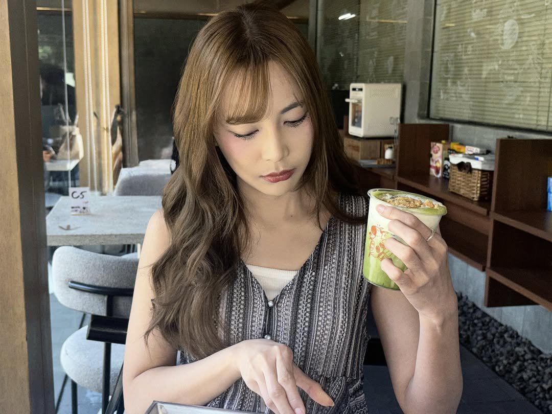 baqier_al's tweet photo. Be Kindness ✨ 

Gimana punggung masih sehat kan di umur segini? Semoga sehat selalu yaaa Gitsss 

Kalo saya rada encok dikit

@A_GitaJKT48 https://t.co/q9EHJWG5ul