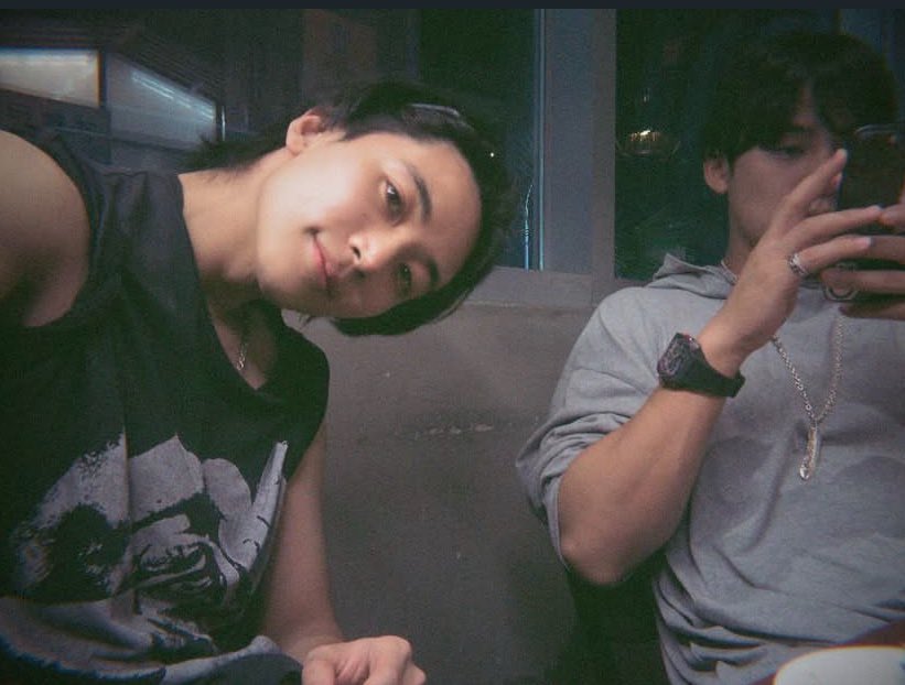 lotvscent's tweet photo. — あなたと一緒に人生を送ることは素晴らしいです ♡ https://t.co/sSTcNxiVG0