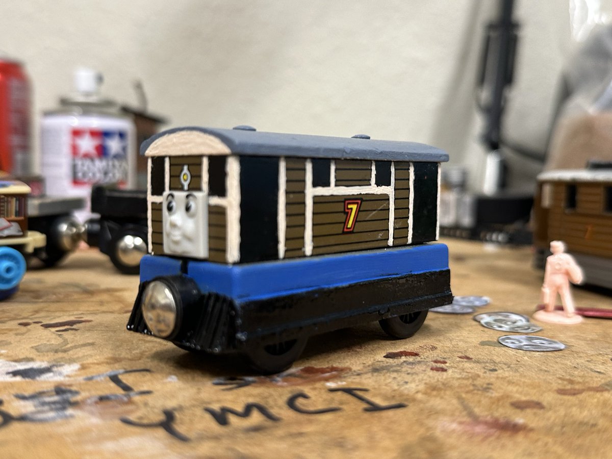 Steamed_skar's tweet photo. Decided it was time to give Toby a revamp I may or may not use matchsticks to add his frame work to but who knows! For now this is where he stands. https://t.co/XEDR1LgvJl