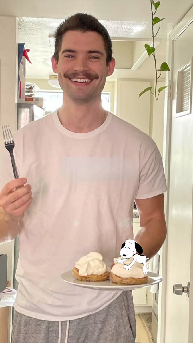 corensnoopy tweet picture