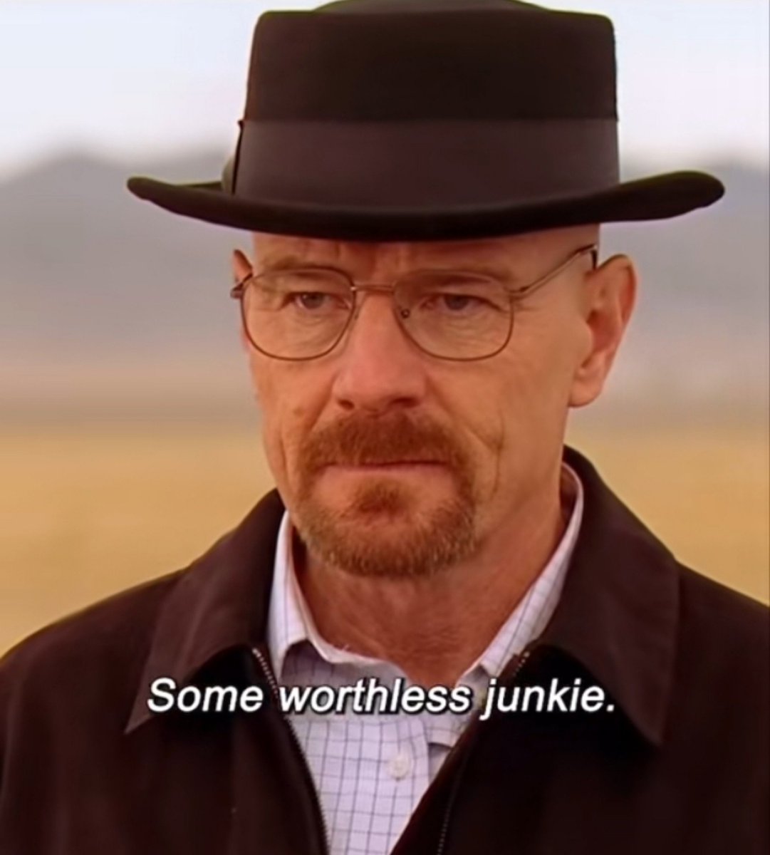 sansaloml's tweet photo. I like how Gus clearly didn't expect Walt to run over thoses two dealers for him and ruin his relationship with Gus Gus straight up tolded him 2 mins before this  "that was a stupid move this is so unlike you?" https://t.co/5cqIWLwK4a
