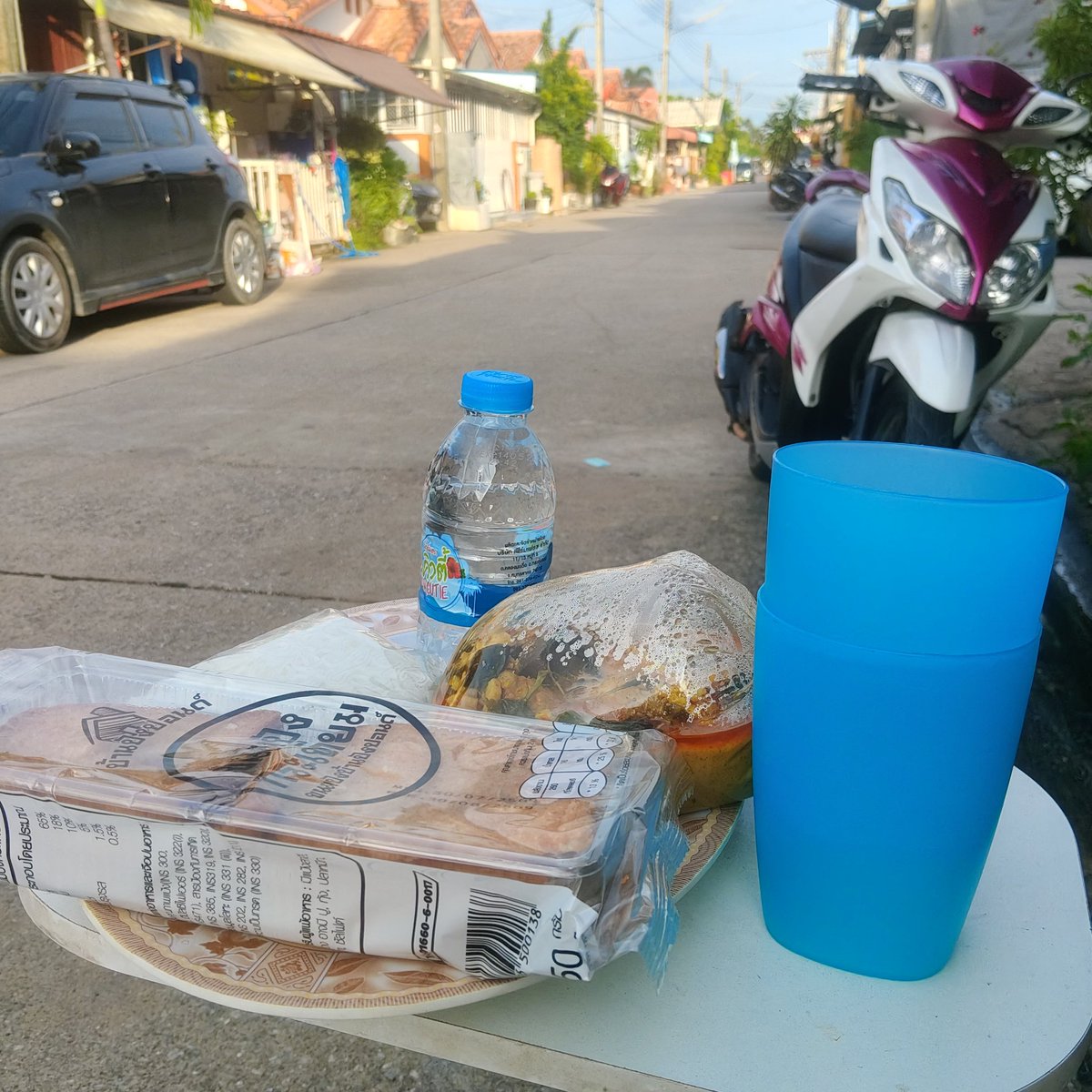 RebeccaH57848's tweet photo. 🙏ทำบุญตักบาตรยามเช้า ชีวิตสดใส สุขใจทั้งวัน🤩🤩 https://t.co/YK20cZ0wGW