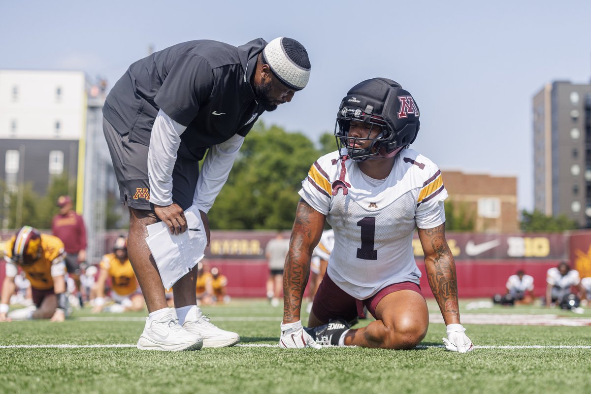 GopherFootball's tweet photo. An ELITE day to be a Gopher! 📸 Fall Camp Day 1 ✅

#RTB #SkiUMah #Gophers https://t.co/IpAhTpzCBq