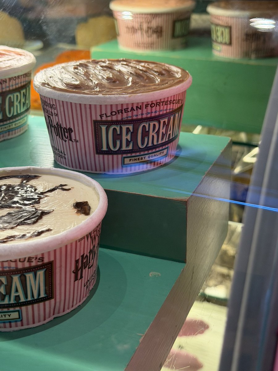 arcturuseeker's tweet photo. florean and the different ice creams he lets sirius try first https://t.co/tAmzQx04OR