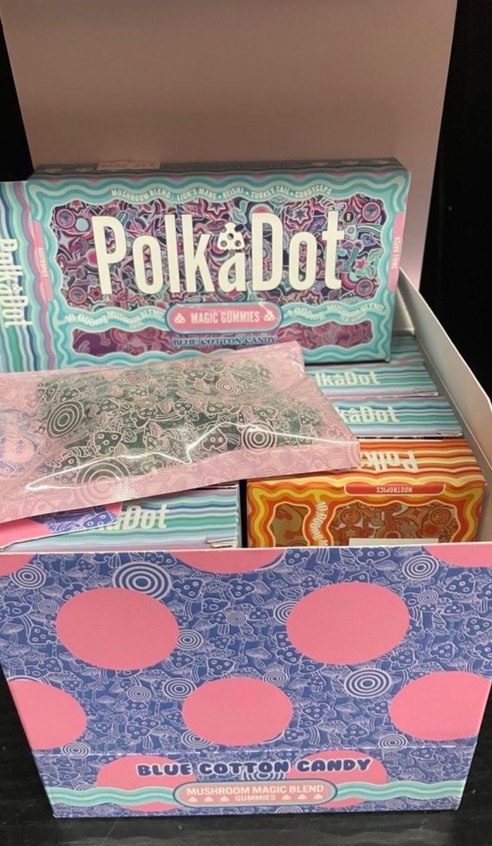 alexiaaa8ball's tweet photo. PolkaDot shroom gummy 😍
Polkadot shroom pills 💊 
#Polkadottwt #pills #EndOverdose #meth #shooms #mushrooms https://t.co/YDDf7GH62M