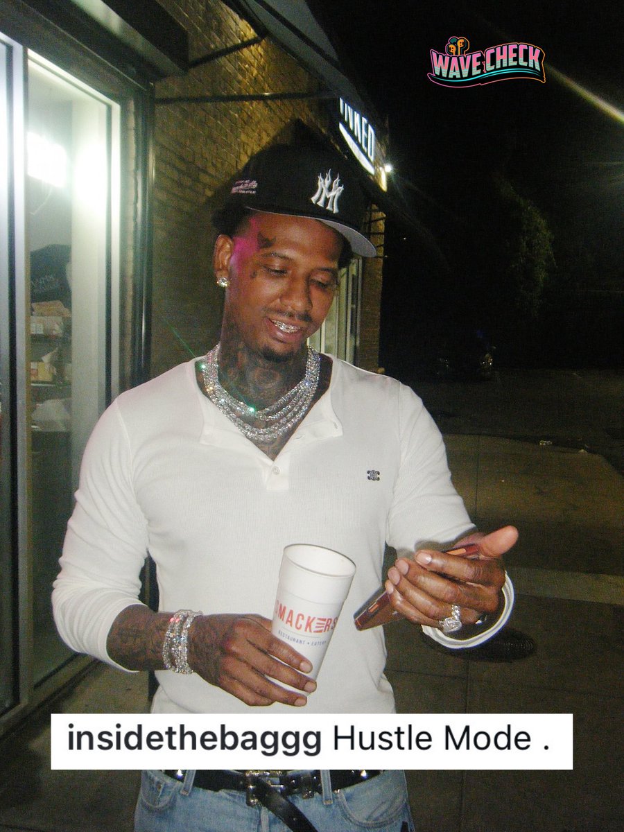 wavecheckers's tweet photo. Moneybagg Yo in Hustle Mode 🔥 https://t.co/Q5tD8DmOmn