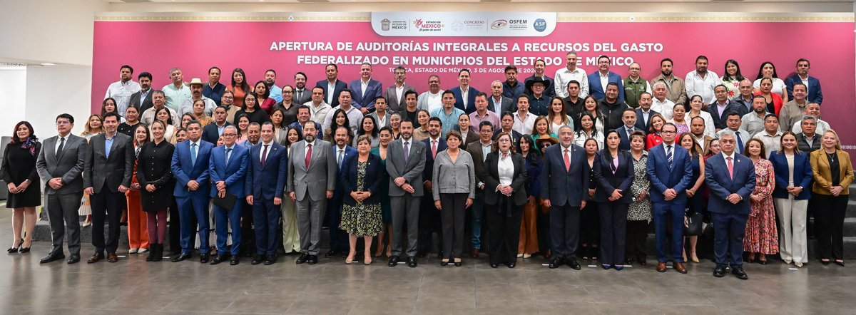 delfinagomeza's tweet photo. En #Toluca dimos inicio a las Auditorías Integrales a Recursos del Gasto Federalizado en Municipios del #EdoMex, un ejercicio de coordinación que fortalece la transparencia y la rendición de cuentas.

Agradezco al Auditor Superior de la Federación, Maestro @Aureliano_HPC, por elegir a nuestra entidad como sede del arranque de este importante esfuerzo. También reconozco el acompañamiento de la Auditora Superior del OSFEM, Licenciada Liliana Dávalos, y de la Secretaria de la Contraloría, Licenciada Hilda Salazar, para llevar a cabo esta labor.

Refrendo mi compromiso de seguir trabajando en equipo para consolidar gobiernos honestos y cercanos a la ciudadanía, donde cada peso se traduzca en bienestar para las familias mexiquenses.
#ElPoderDeServir
