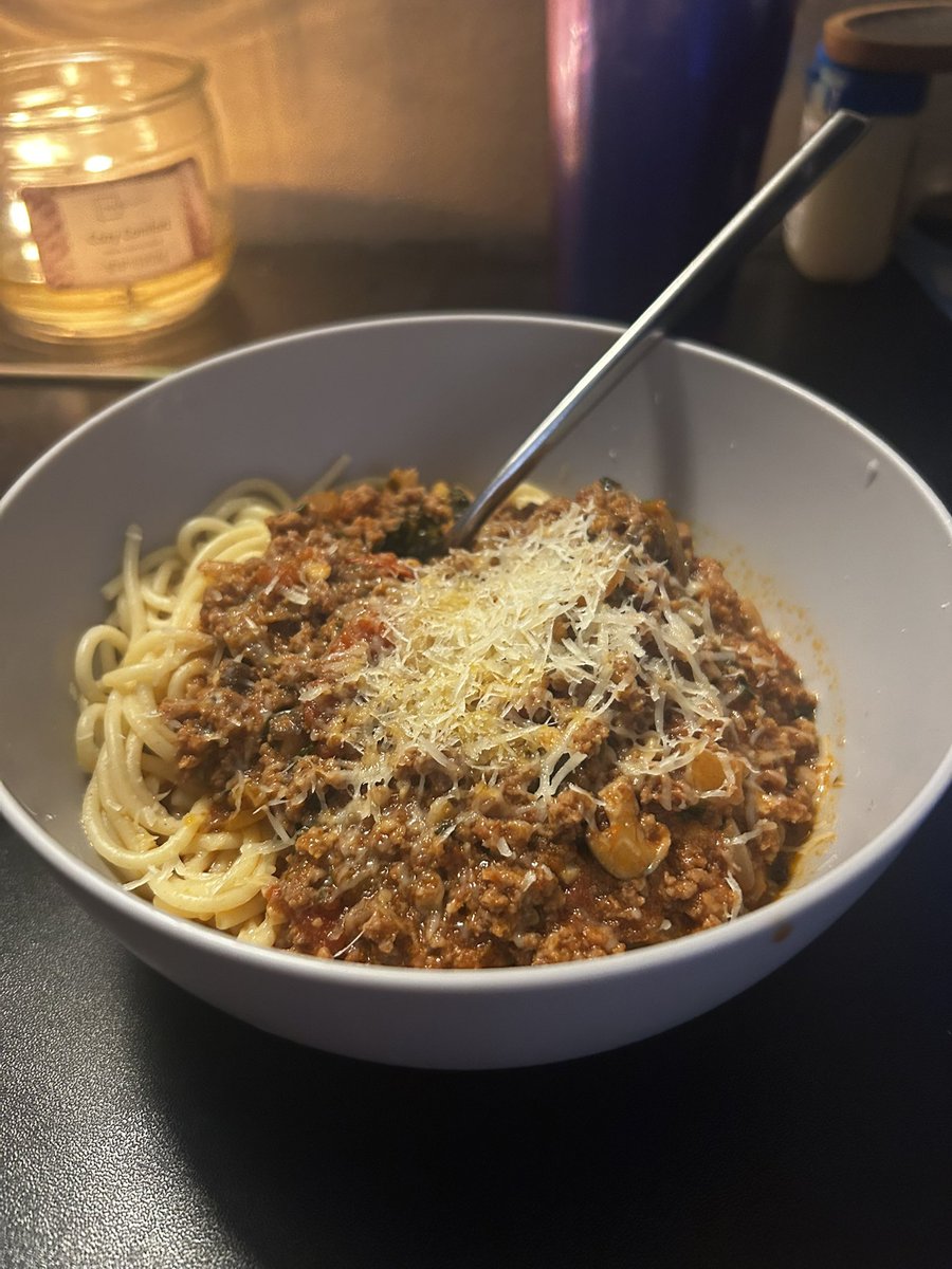 jam0jjas's tweet photo. I need a GODAMN diet soda with this dinner https://t.co/iWKjrEbLe4