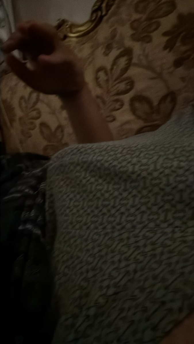 SMDm5ri's tweet photo. الي يبي يشوفه ينقز خاص 👅 https://t.co/AXXdFzjUNF