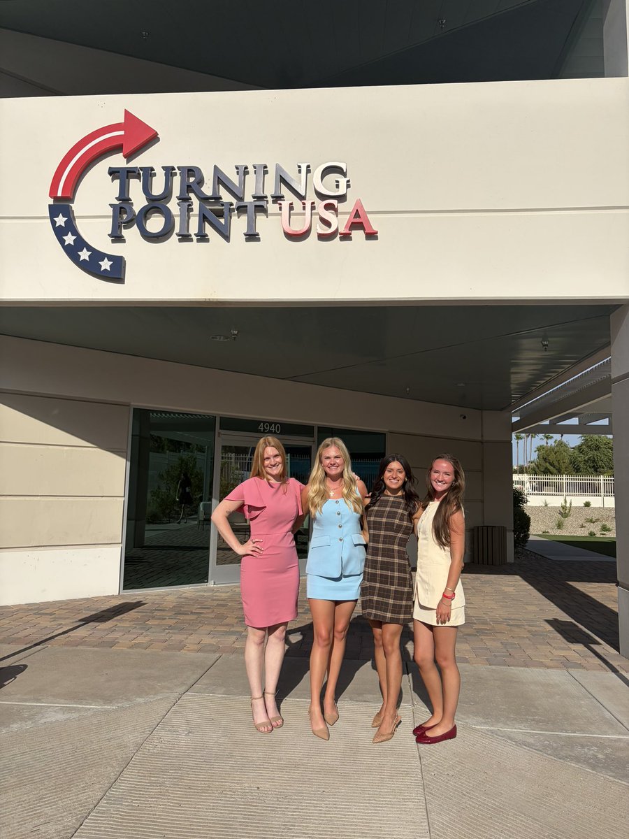 LillianGustaf's tweet photo. Day 1 of New Hire Training ✅

I can’t wait to see what the @TPUSA South Central team accomplishes on campuses across Texas and Oklahoma this year! 🇺🇸🤠

@TPUSAStudents, get ready to meet your Field Representatives… they’re READYYYYYY 🔥 https://t.co/nnc2iscE6j
