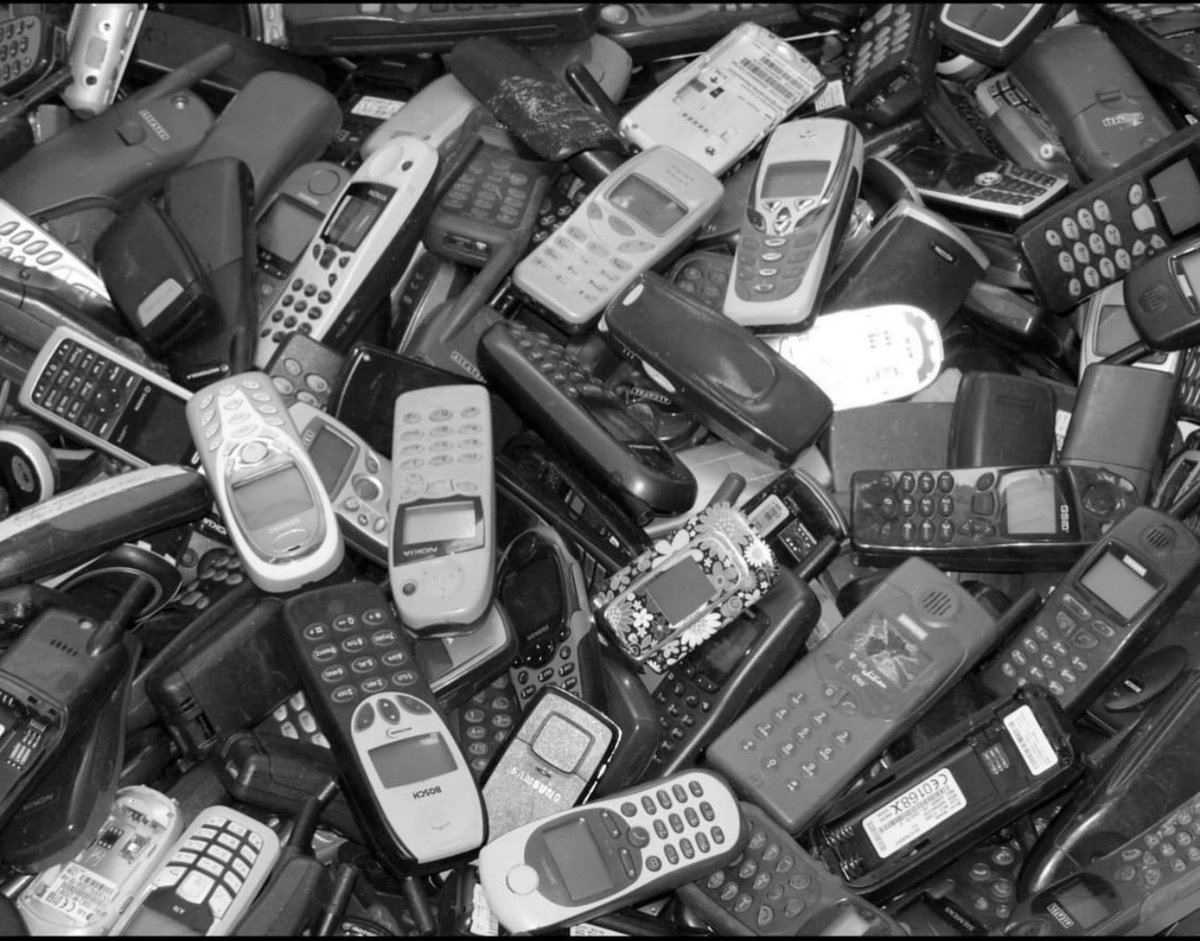 RachelMcXe's tweet photo. Cellphones of holocauster Victims ( 1945 ) https://t.co/G7WMVOzmFp
