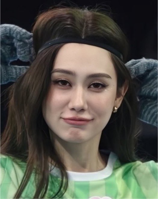 LaynNatii's tweet photo. This is the same person btw. 
#LenaMiu
#LalinaLena https://t.co/WRWMTLmHDq