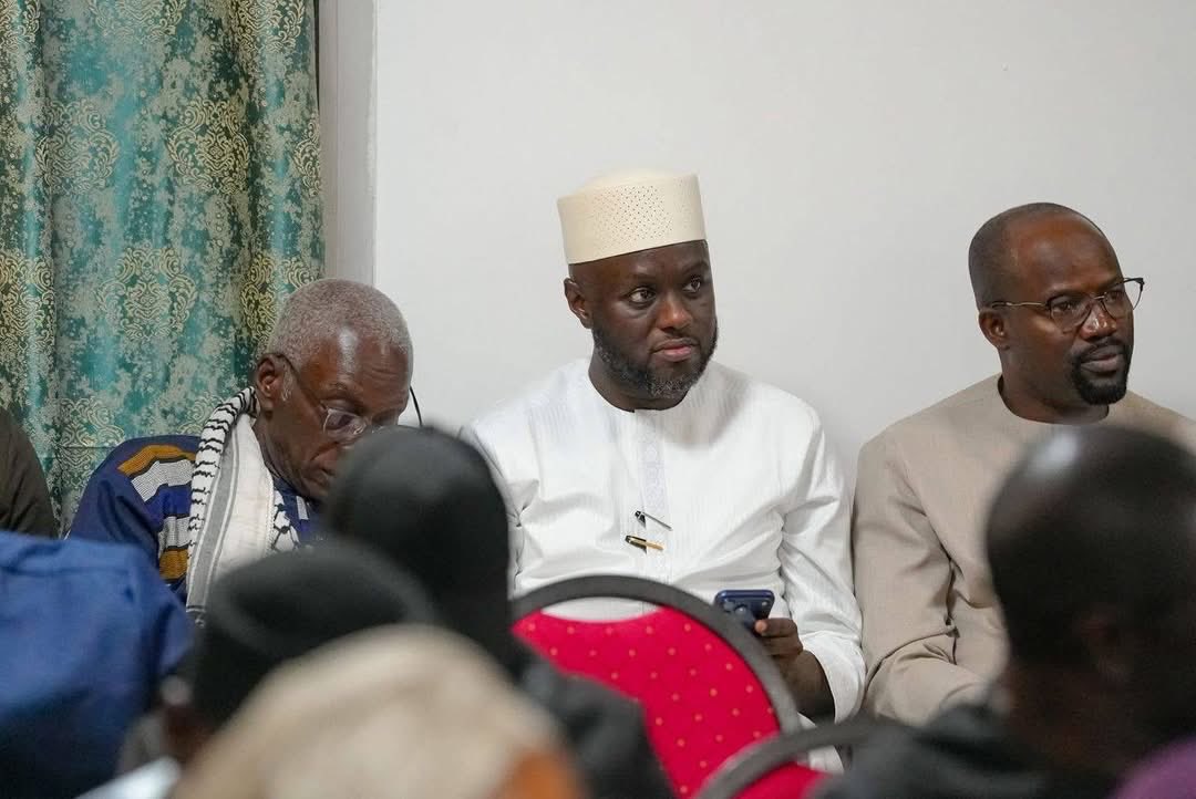 sonkosoul's tweet photo. Le Bureau politique de PASTEF–Les Patriotes s’est réuni aujourd’hui à son siège, sous la présidence du leader du parti, Ousmane Sonko. Les travaux ont porté sur plusieurs points inscrits à l’ordre du jour, dont le suivi et l’évaluation de l’avancement du processus de vente des… https://t.co/jUz8HHv2NP