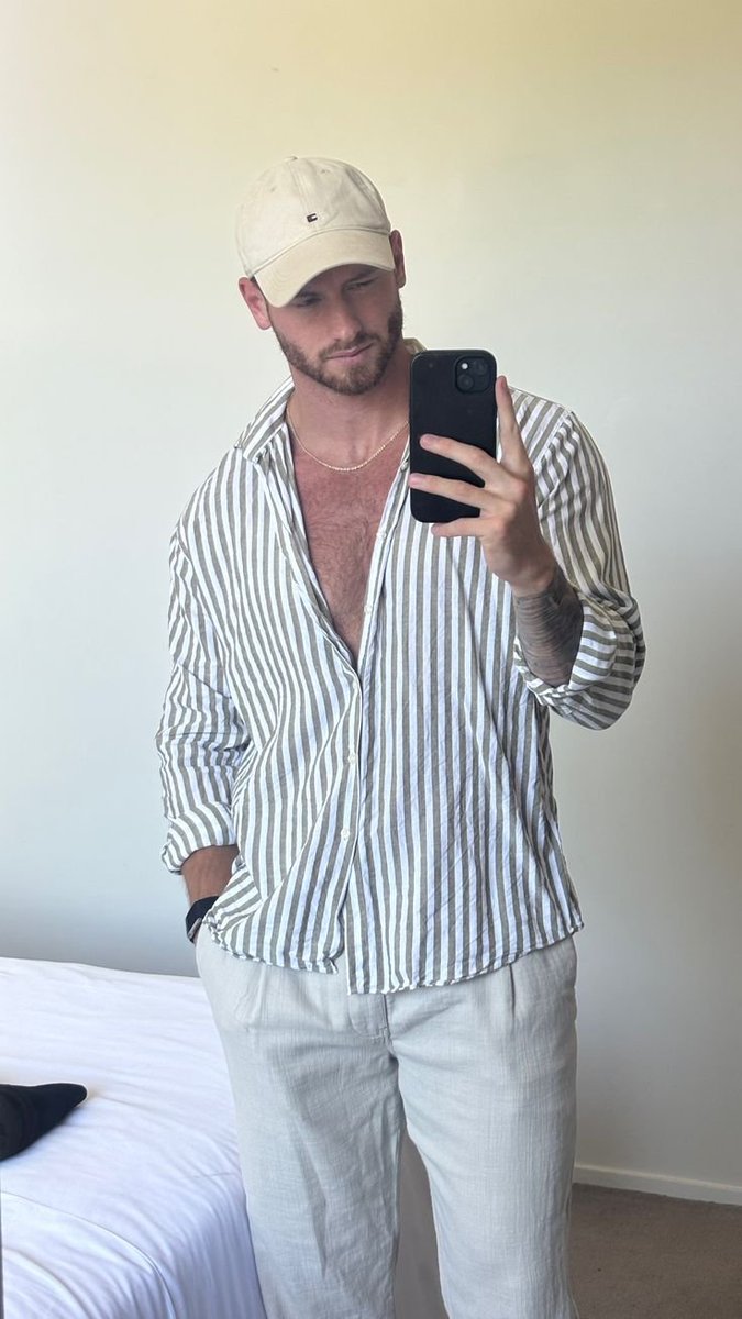 MasonColeny's tweet photo. "Just enjoying the moment." https://t.co/lLaibA7aH8