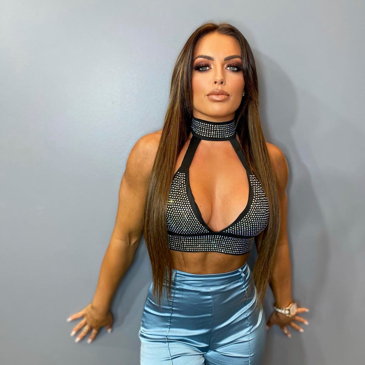 WWP245's tweet photo. Mandy Rose https://t.co/kpESRtkHqm