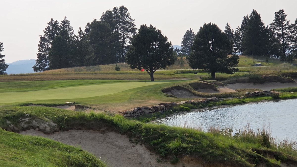 GCSAA_NW's tweet photo. Hanging out with the Devil's Tower Golf Club Crew tonight. Some vericutting and  light topdressing while the temps are conducive.
@PeaksGCSA 
@GCSAA https://t.co/tMnB40mc9k