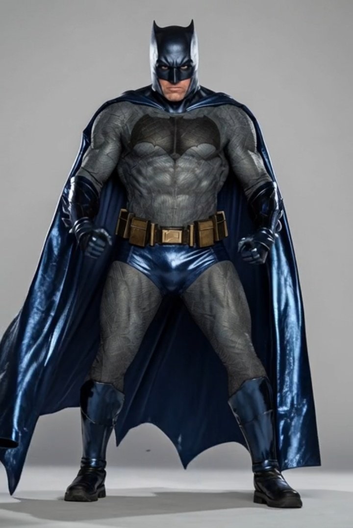 IMoodylicious's tweet photo. Ben Affleck as Batman💖 in Blue &amp; gray batsuit💖❤️‍🔥🔥

That could hit someone in the eye careful https://t.co/Lrto3rYOqP