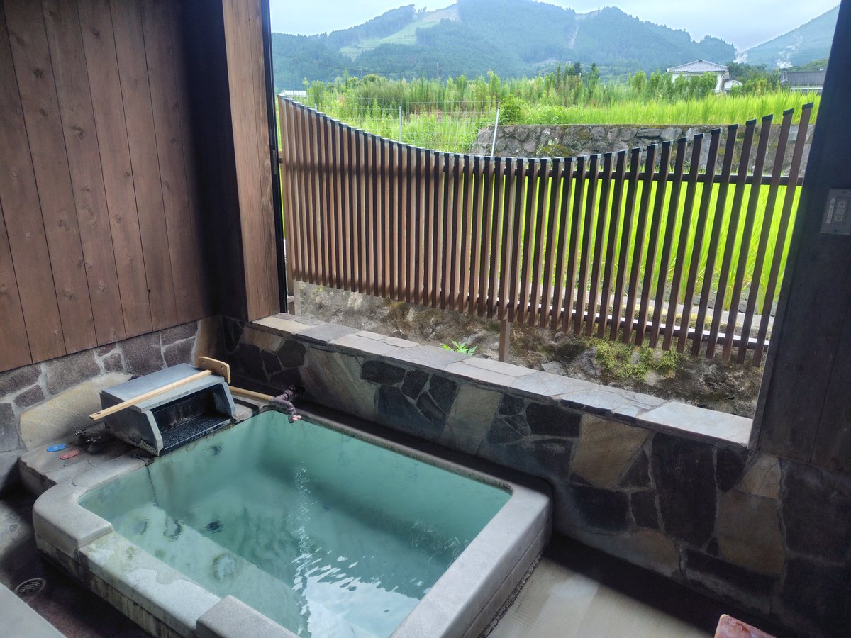 26to_3's tweet photo. 部屋の温泉 https://t.co/BChX4Zb7Qd