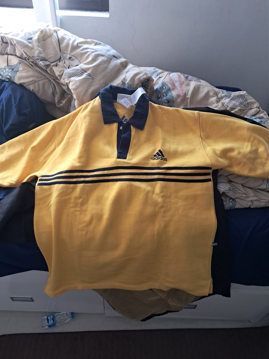 fit_induced's tweet photo. mnemukan outfit trsmbunyi di rumah yg imut bgt, somebody take me out on a date NOW https://t.co/sGy3VTQeig