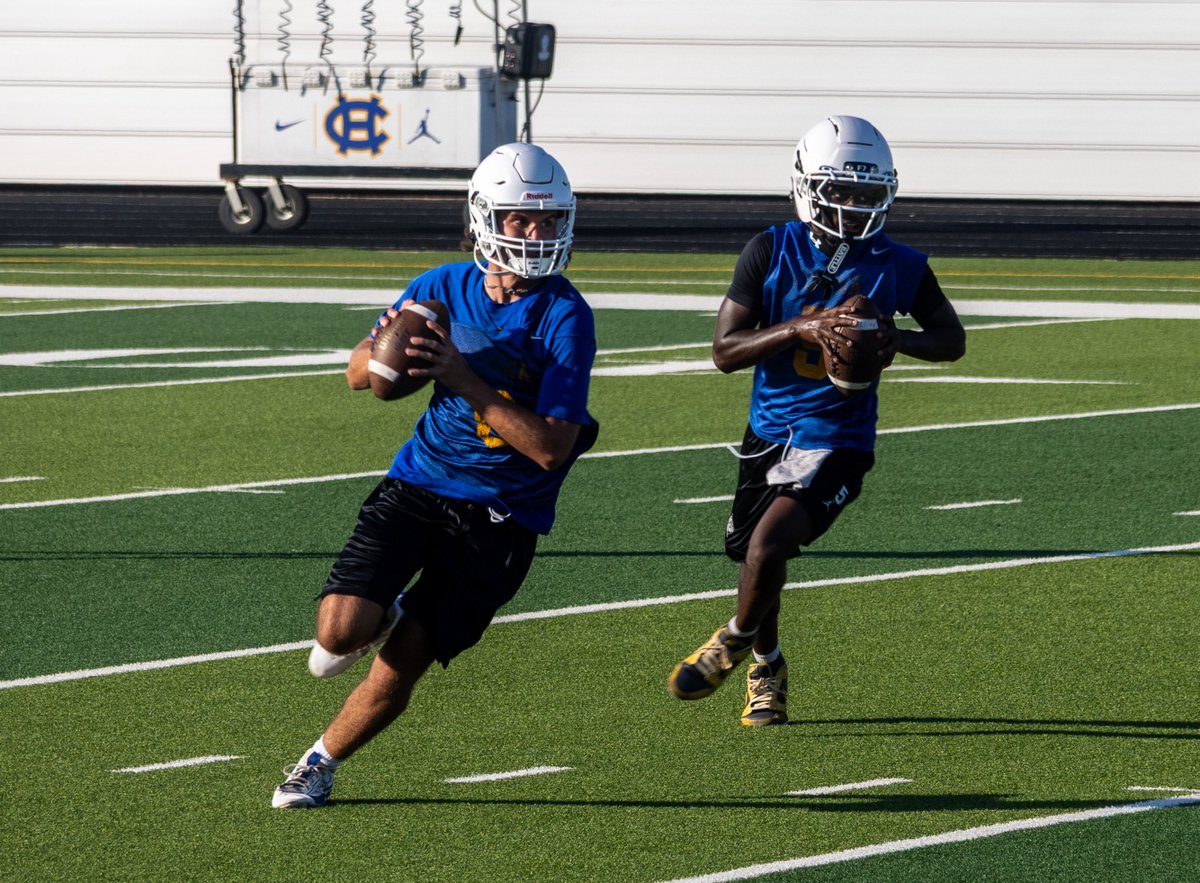 ChapelHillFB's tweet photo. Sights from day 1.. https://t.co/ZbtWrl5EZ9