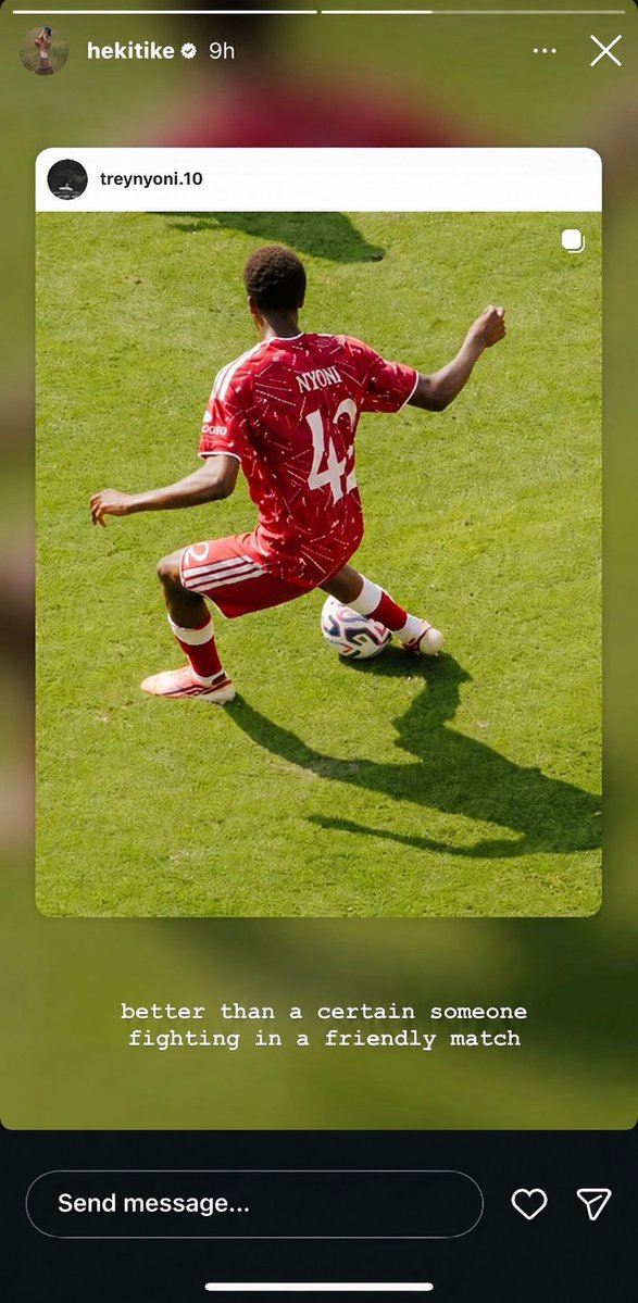 KenzieLFC's tweet photo. 🚨Hugo Ekitike on Instagram: “Better than a certain someone fighting in a friendly match”🤣

#LFC #Merserysidereds #YNWA https://t.co/4cBJnMwleS