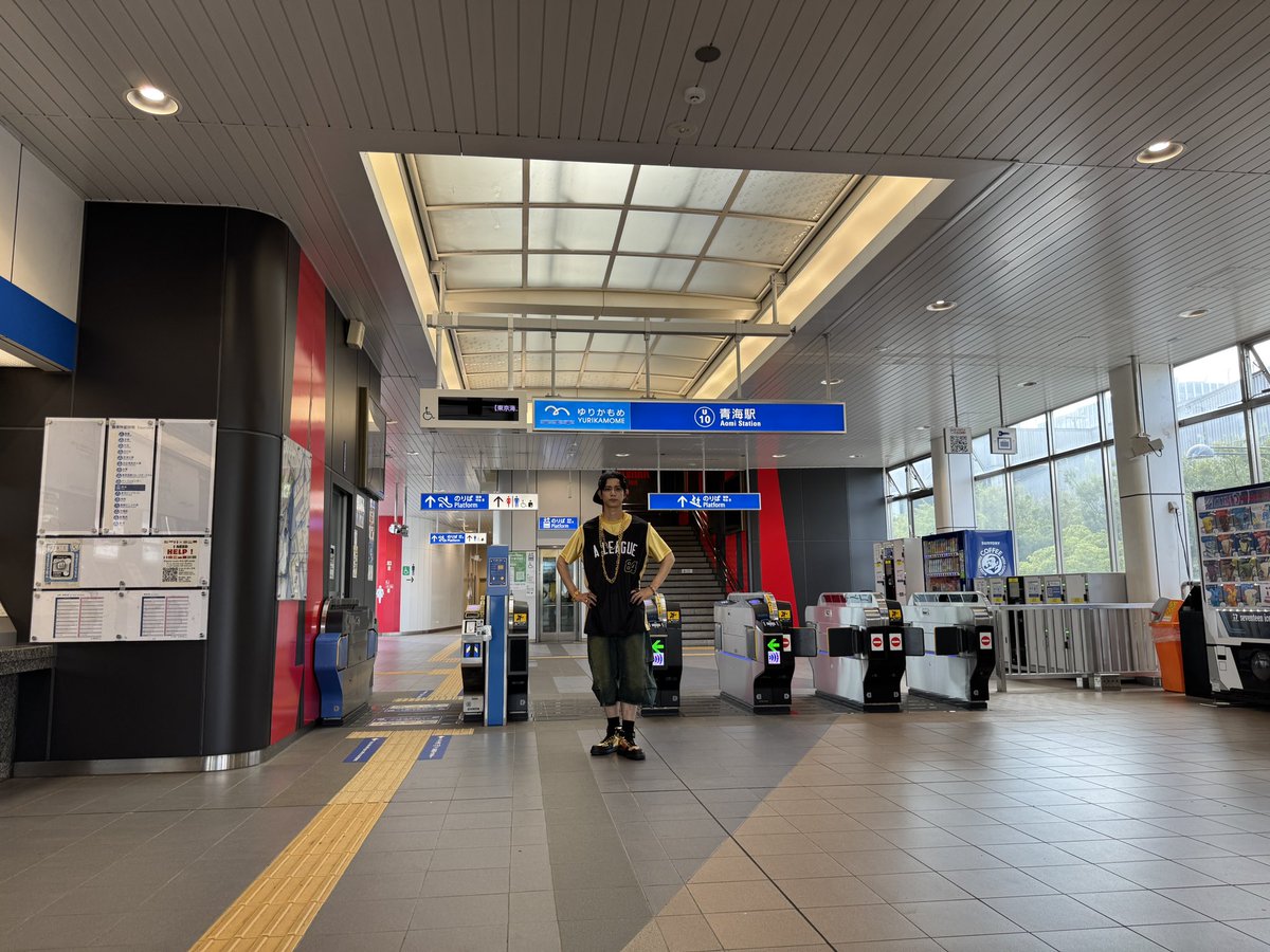 kensuke_mr6's tweet photo. TOYOTA ARENA TOKYOへの行き方
青海駅編

・改札を出たら左に向かいます

・1A出口の階段を降りたらUターンします

・看板が出てくるので左に曲がります

・こちらの場合は先にサブアリーナに到着します

※青梅駅ではないのでお間違いのないように！！
外は暑いので水分補強もしっかりと！！

photo by 唐橋充

#アクターズリーグ🏀