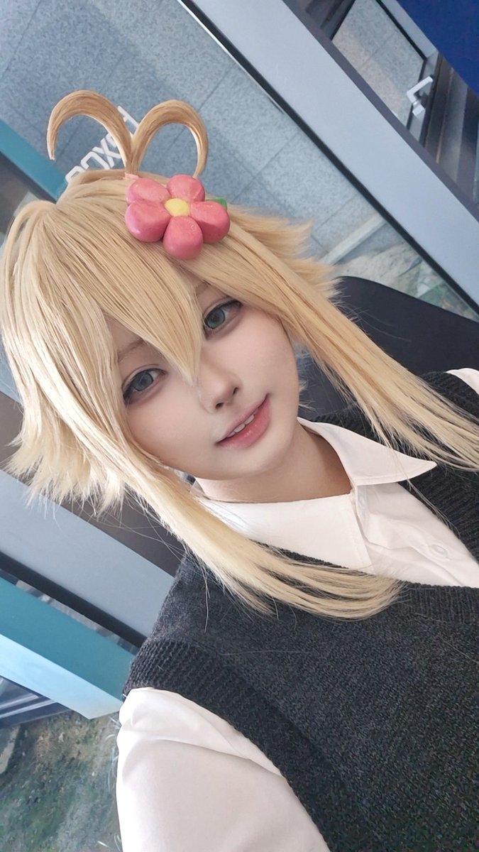mii_seong5's tweet photo. " 왔구나 써니...정말 기뻐 "
•
•
•
#OMORI #basil #cos https://t.co/ikvFAWSKhB