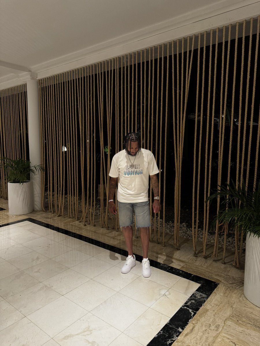 dotty_raw's tweet photo. I Don’t Hide I Just Keep A Low Profile 💯 https://t.co/7MeIygQtt2