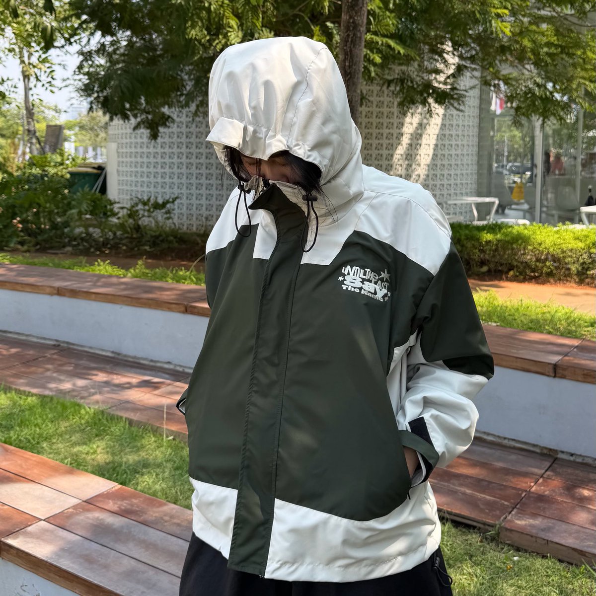 iiridescentstar's tweet photo. [PH GO] from jajanbarengmj WINDBREAKER JACKET - SEVENTEEN

 FROM INDONESIA
— 989 small to xl
— 1060 2xl to 5xl

DEADLINE OF PAYMENT
August 30 - 50% 
September 01 -  50% 

comment mine + size + color
— help rt please 🙏 https://t.co/gEz5YuxzYG