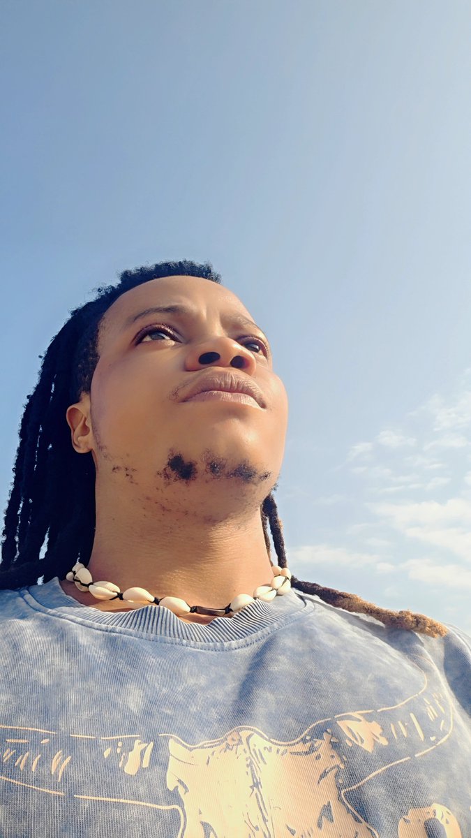 lorddrey's tweet photo. Good morning from Africa! https://t.co/pAbuhkvBze