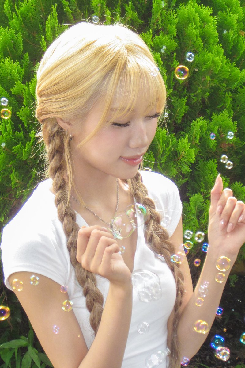 jungeunfile tweet picture