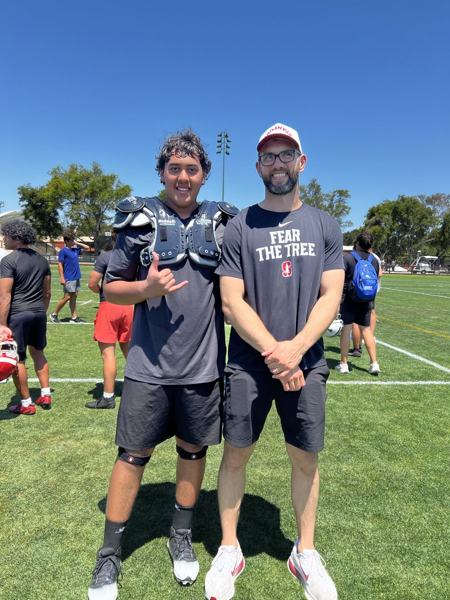 ZBalla2029's tweet photo. Grateful for the opportunity to meet and speak with Stanford Football General Manager Andrew Luck.

It was an incredible experience, and I left even more inspired. I hope to be back soon.

🌲 #GoStanford

@stanfordfbrec 

@fhswildcatfootball 
#ClassOf2029 | Incoming Sophomore https://t.co/1K7zS8begY
