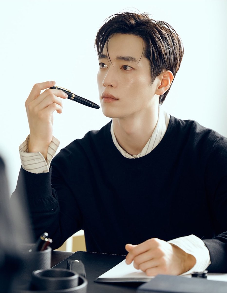 kdramasdiary's tweet photo. FACE CARD https://t.co/eEpoeP3RF2