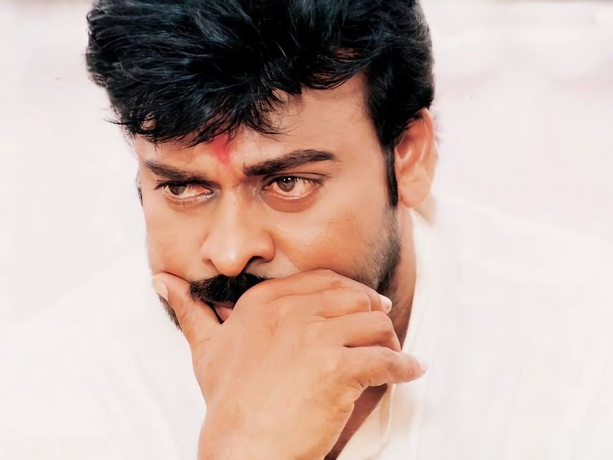 PJRaghuRanjith's tweet photo. కొణిదెల శివ శంకర వరప్రసాద్ గారు మాకు దైవం 🙏🙏

జనసేన నా రక్తం 🩸 

జనసేన జెండా పట్టుకున్న వాడు పవన్ కళ్యాణ్ గారి సొంత అన్నయ్య గౌరవాన్ని కాపాడకపోతే ఆ జెండా పట్టుకోవడం అనవసరం 🤮

ఆయన్ని మాటలు అని మేము పొత్తులో ఉన్నాము మేము ఇత్తులో ఉన్నాము అంటే నేను ఊరుకోను 

నేను నికార్సైన జనసేన కార్యకర్తను🙏🙏🙏

జై చిరంజీవ 
జై జనసేన 

#KonidelaPariwar